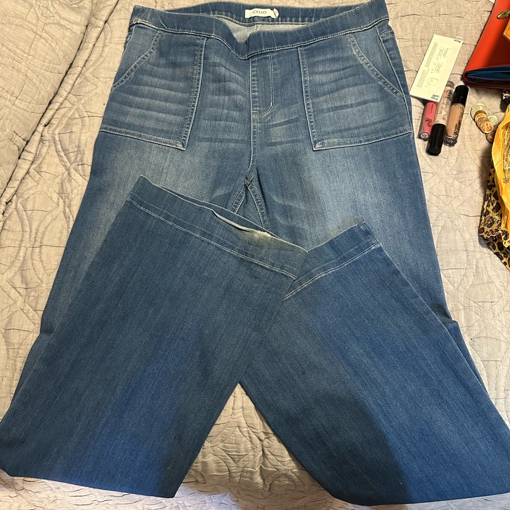Cello jeans size XL.Elastic waist band